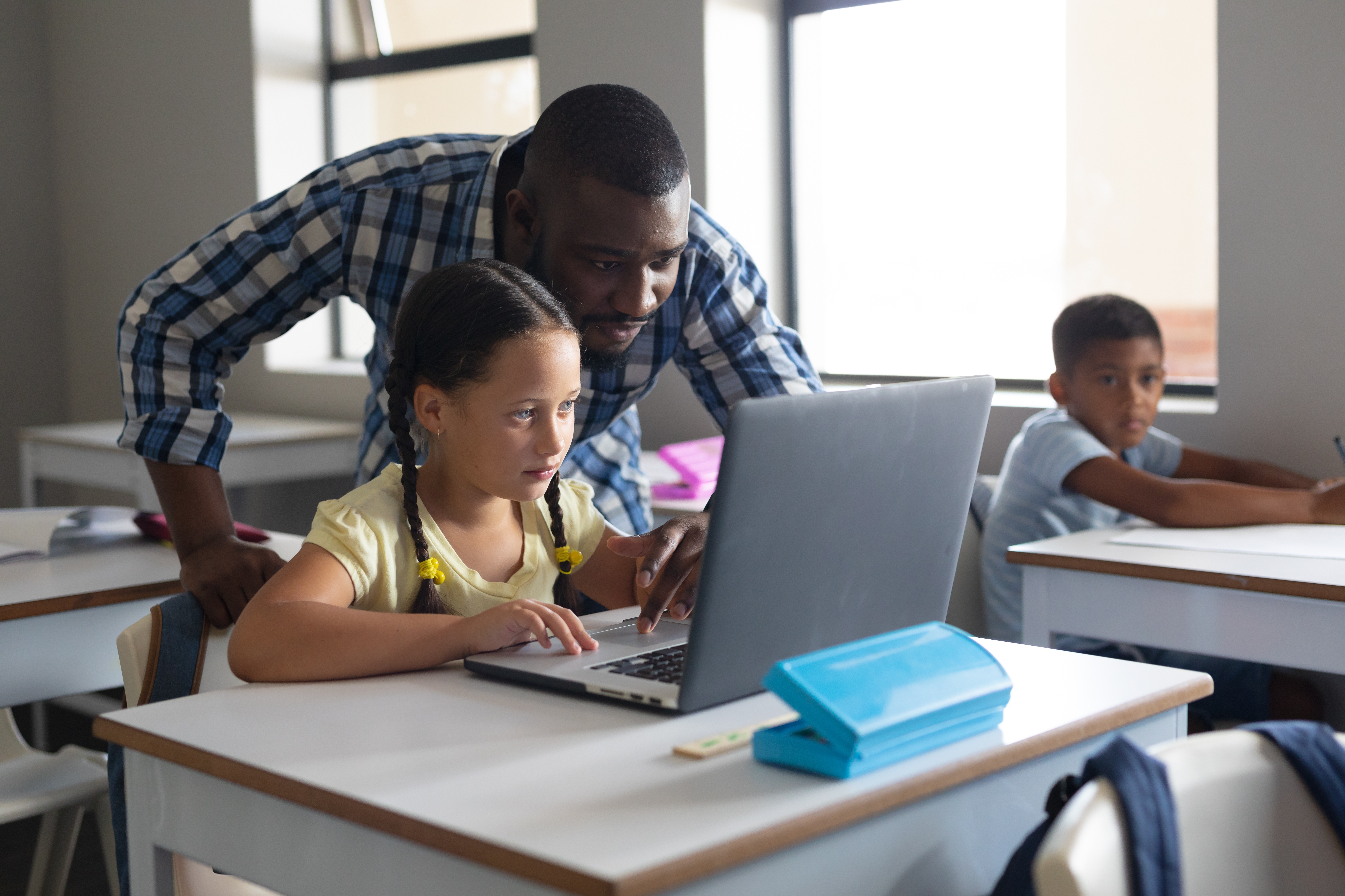 ‘Como proteger alunos na era digital’: inscrições abertas para congresso online