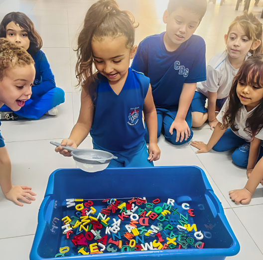 visão humanizada na gestão escolar