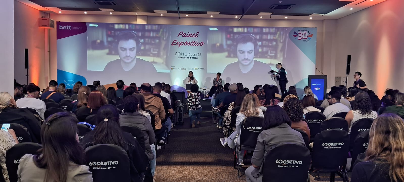 Felipe Neto leitura crítica