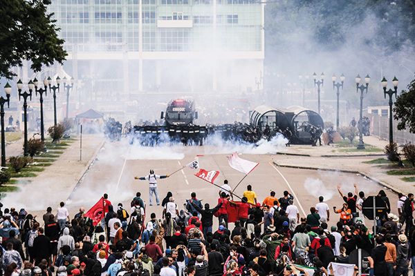 1988-2015: os saldos da violência nas manifestações de professores no Paraná