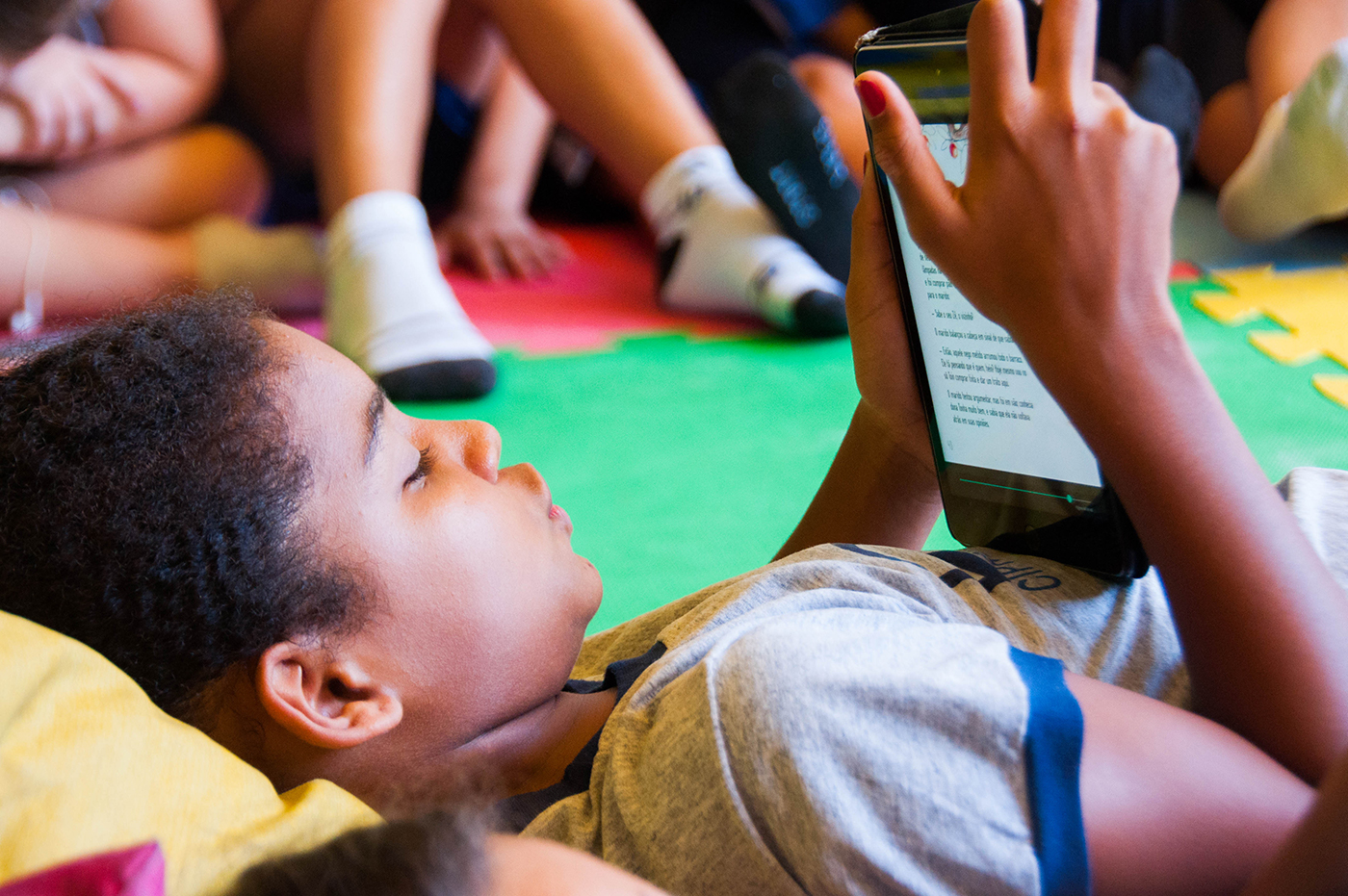 Paraná lança programa de livros digitais para formar novos leitores