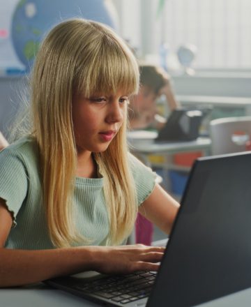 Olhar crítico na era dos algorítmos