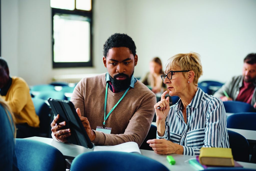 Ouvir quem ensina, para o PNLD cumprir seu papel