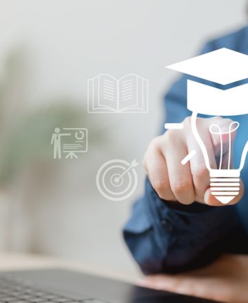 Webinar,,Slide,,Deck,,Presentation,,Training,,Online,,Content,,Education,,Session,,Person